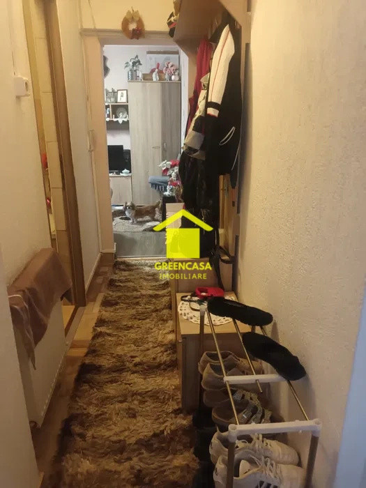 Apartament cu 2 camere, 32 mp, cu parcare