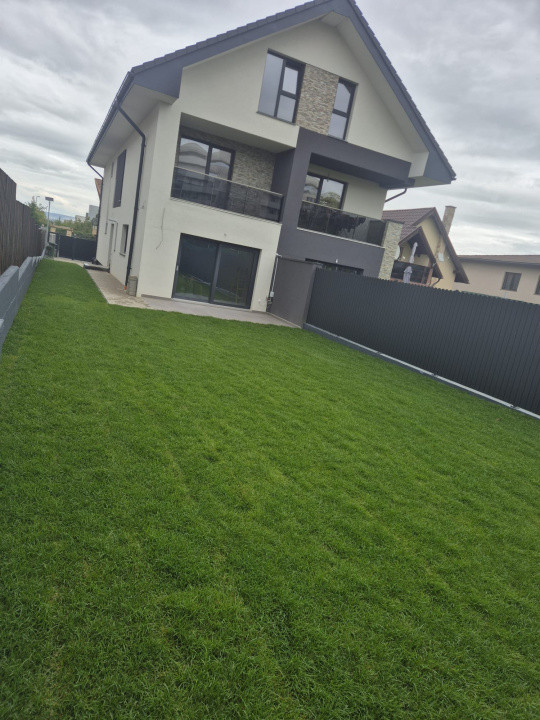 Duplex modern – C.F. la zi, certificat energetic NZEB, Europa – Cluj-