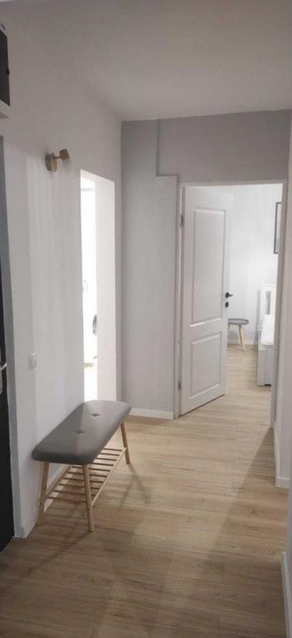 Inchiriez apartament 2 camere, recent renovat