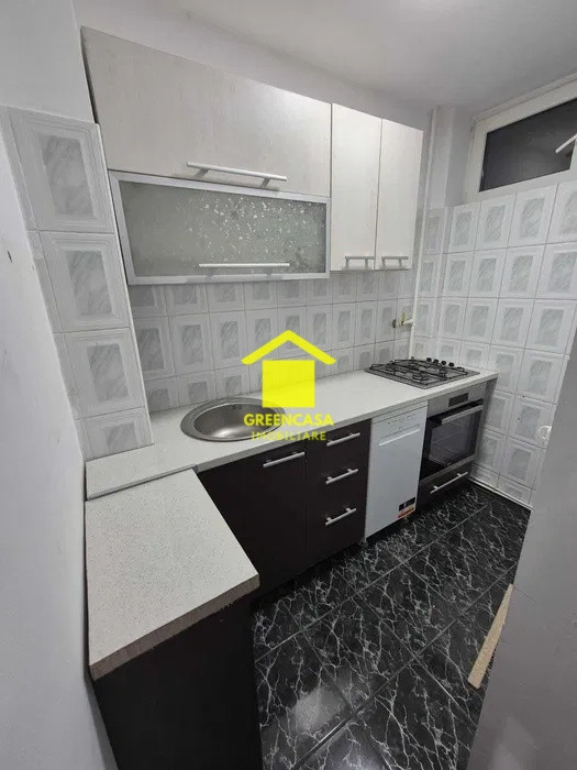 Garsoniera in Gheorgeni, 28mp,  aleea Detunata