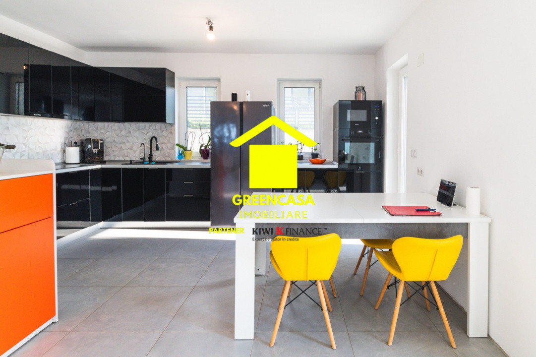 Duplex mobilat, 4 camere, garaj, 119mp utili, 224mp teren, zona Vivo