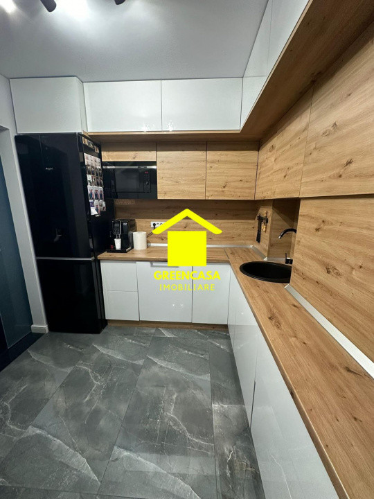 Apartament 3 camere, 74mp, 26mp terasa, parcare subterana, zona Vivo