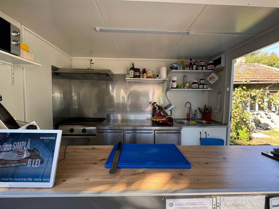 Afacere la cheie/domeniul alimentar– Rulotă mobilă, echipată complet