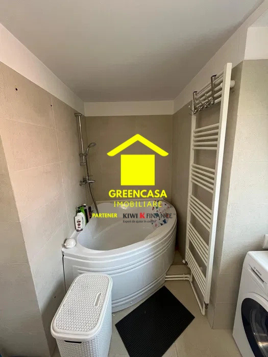 Apartament 3 camere, 68,6mp, balcon, terasa 35mp, zona Muzeul Apei