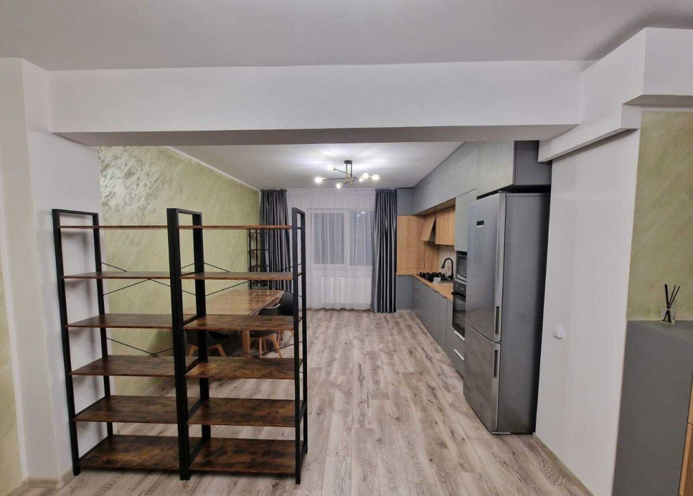 Inchiriez apartament 2 camere Floresti