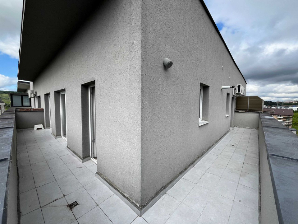 Apartament 3 camere finisat cu terasa de 20 mp , Parcare Exterioara. Zona BMW