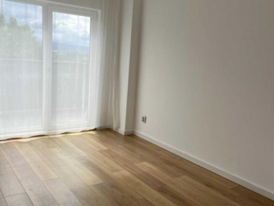 Apartament 3 camere finisat cu terasa de 20 mp , Parcare Exterioara. Zona BMW