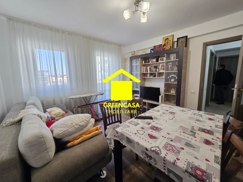 Apartament de 2 camere, Florești-Str. Cetății | Etaj 3/3 + mansardă 