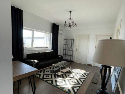Apartament 82 mp, 2 dormitoare, 2 bai , living, laundry space, balcon FLORESTI 