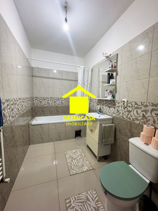 Apartament 2 camere, 55mp, balcon, parcare subterana, zona Terra, Floresti