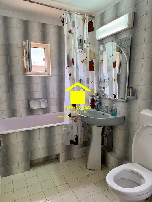 Apartament 3 camere decomandate, 2 bai, 72mp total, zona Gheorgheni