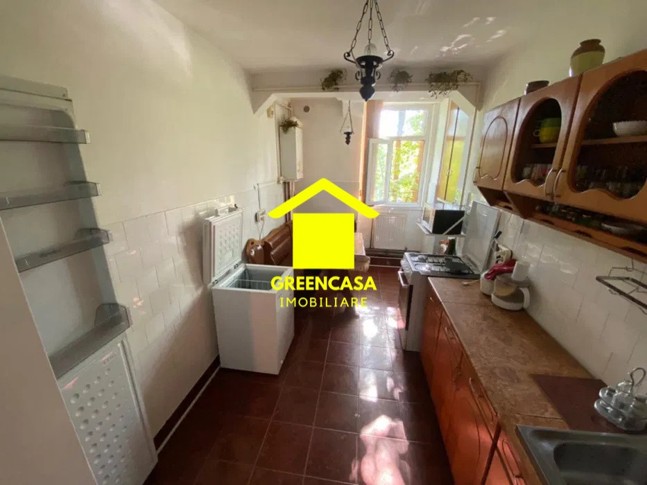 Vand apartament 2 camere, 54mp, decomandat, Manastur