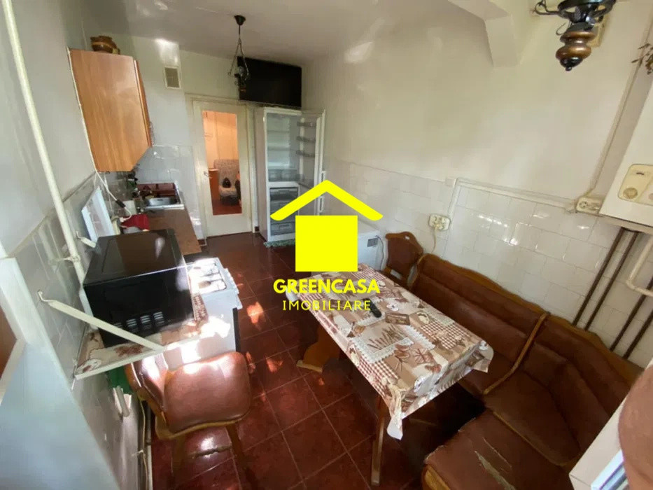 Vand apartament 2 camere, 54mp, decomandat, Manastur