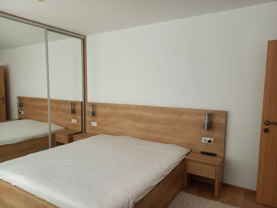 Apartament 3 camere complet renovat, mobilat și utilat, Str. Mehedinți