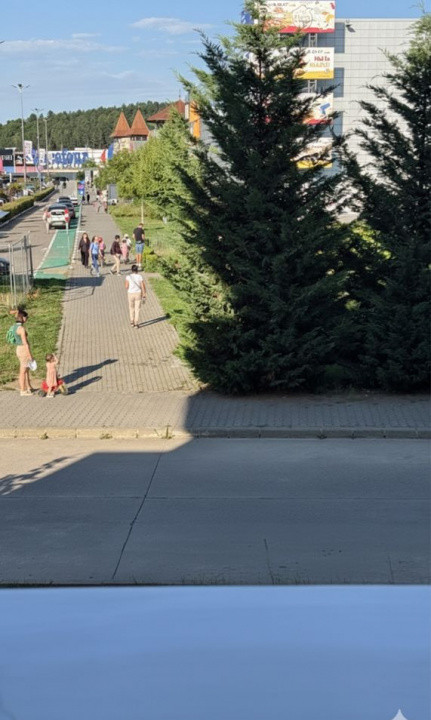 Apartament 3 camere in curte la Vivo 70mp cu loc de parcare