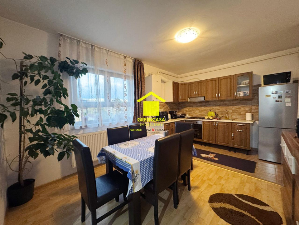 Oportunitate! 1777 e/mp Apartament 59mp, balcon, parcare, Floresti