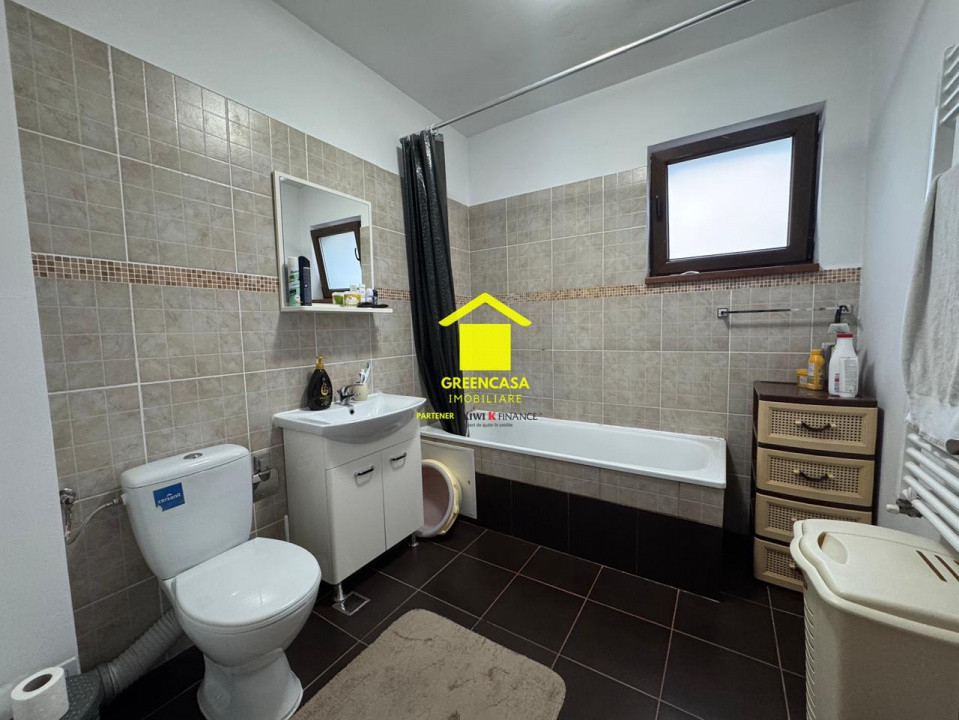 Oportunitate! 1777 e/mp Apartament 59mp, balcon, parcare, Floresti