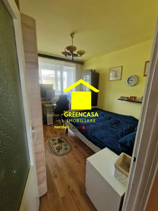 Apartament, 3 camere, 60mp, balcon inchis, zona General Eremia Grigorescu