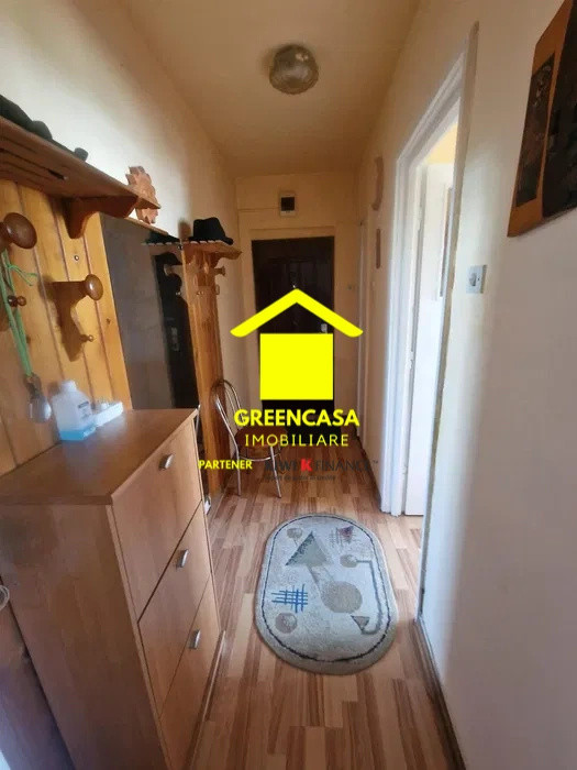 Apartament, 3 camere, 60mp, balcon inchis, zona General Eremia Grigorescu