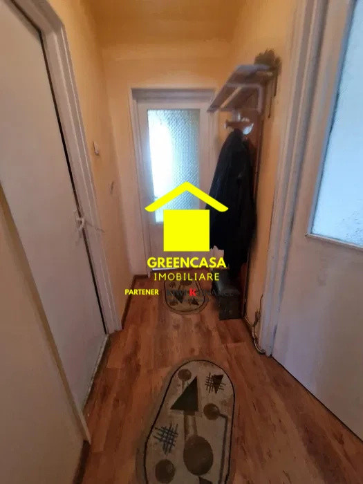 Apartament, 3 camere, 60mp, balcon inchis, zona General Eremia Grigorescu