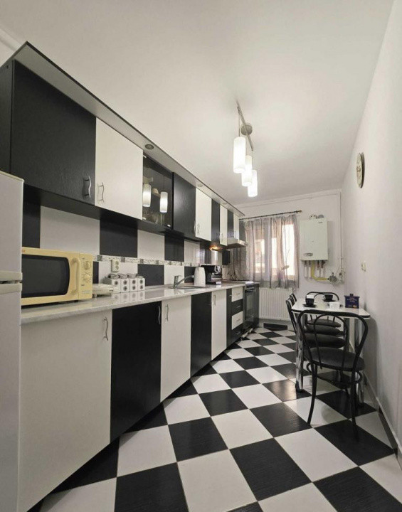 Apartament decomandat cu parcare inclusă – Florești