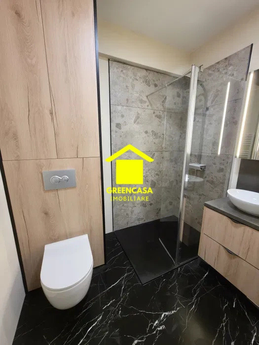 Apartament 3 camere, terasa de 33mp, parcare, zona Terra, Floresti