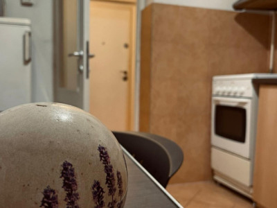 Apartament cu 2 camere decomandate, ultracentral – Str. Horea