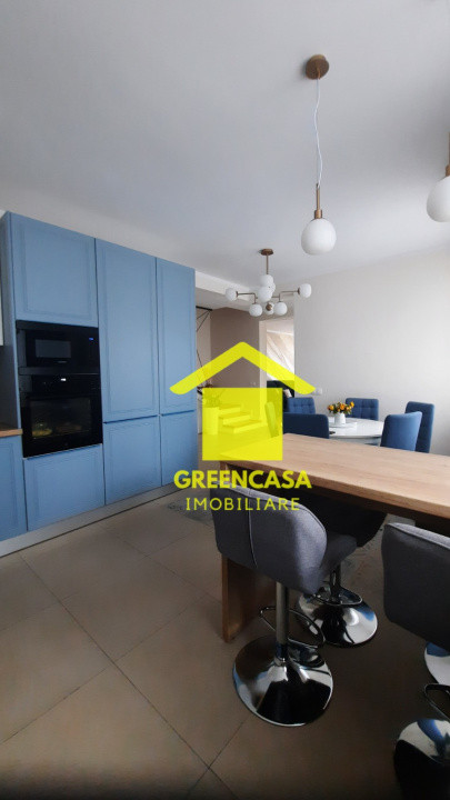 Duplex 4 camere , Voronet, Priveliste frumoasa.