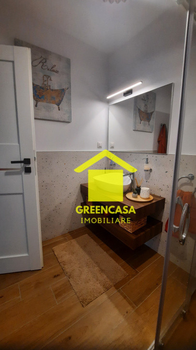 Duplex 4 camere , Voronet, Priveliste frumoasa.