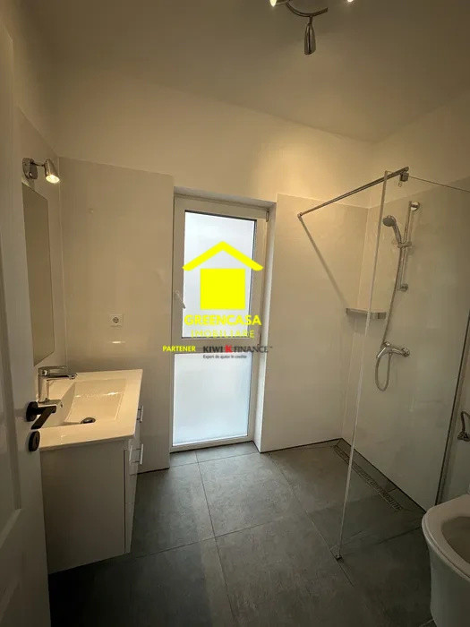 Apartament 3 camere , 60mp , zona Someseni
