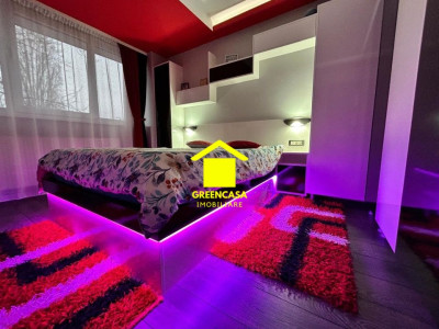 Apartament de 4 camere decomandate 77 mp, zona  Marasti