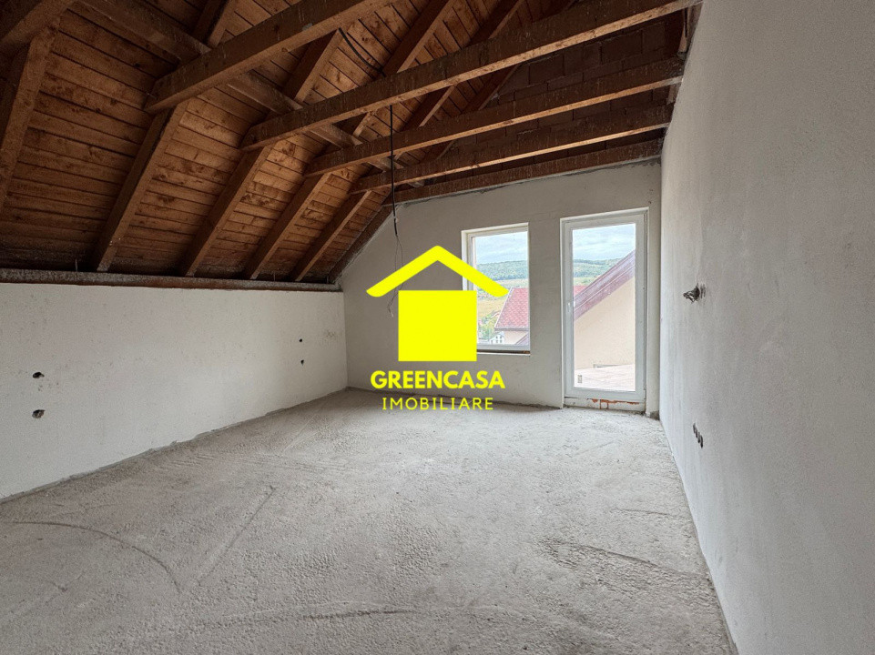 Casa Indivifuala , SU 220 mp , teren liber 380 mp  GARAJ 