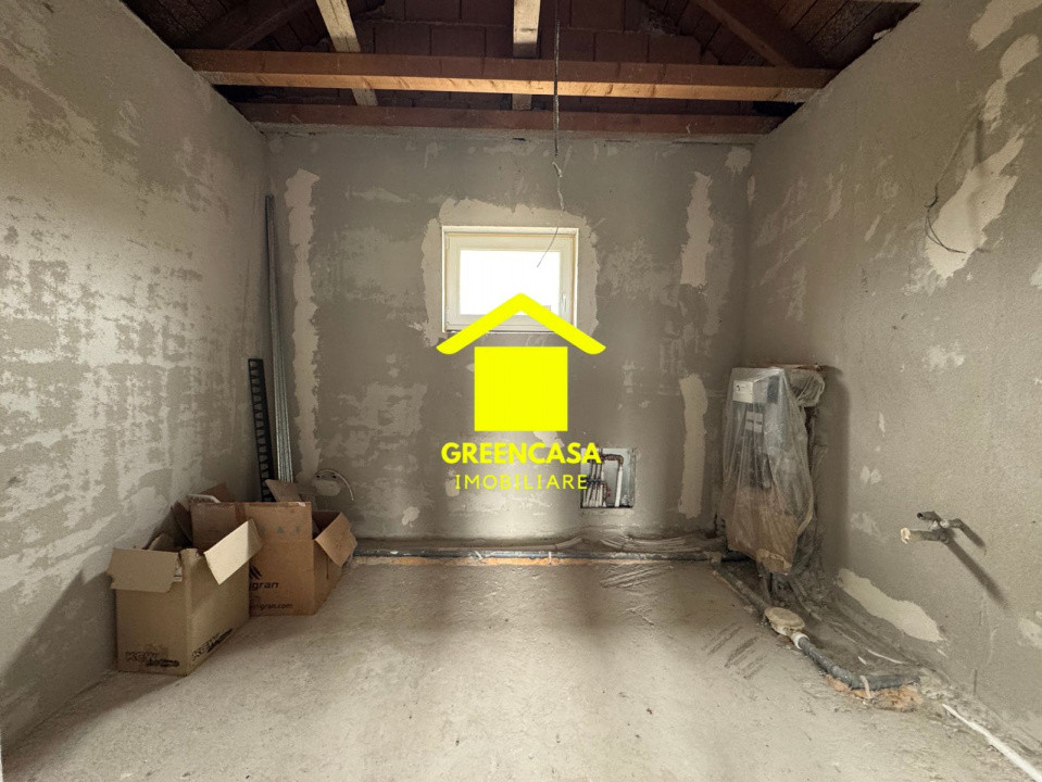 Casa Indivifuala , SU 220 mp , teren liber 380 mp  GARAJ 