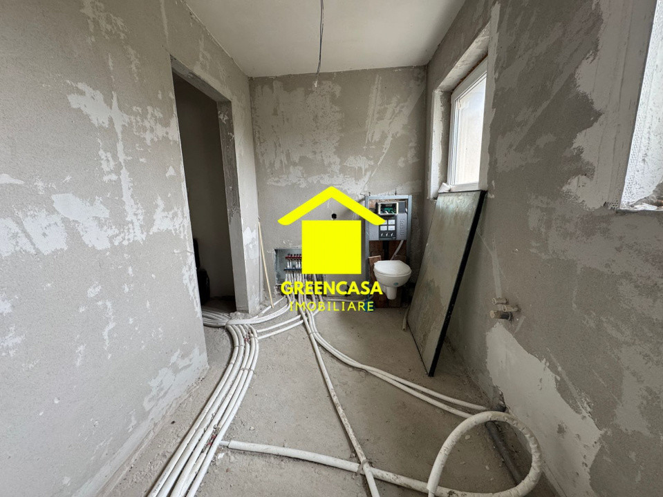 Casa Indivifuala , SU 220 mp , teren liber 380 mp  GARAJ 