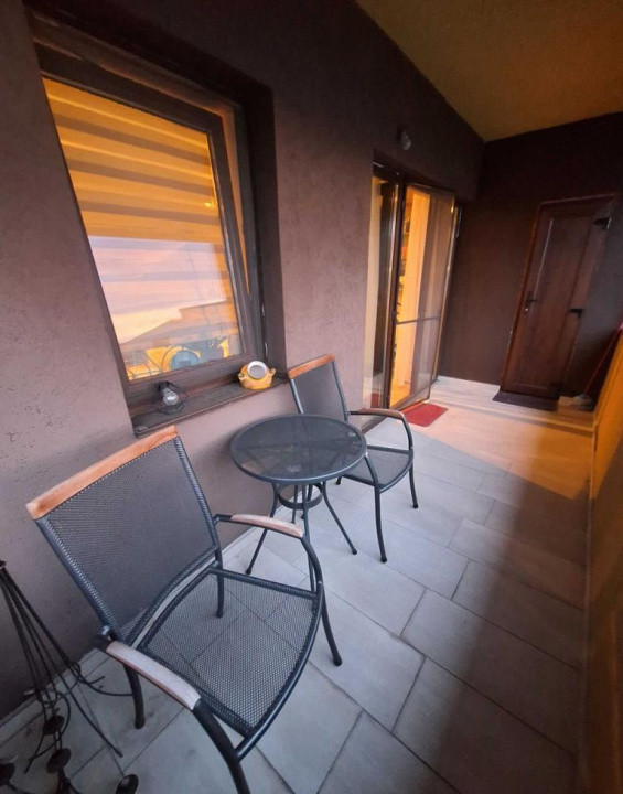 Apartament cu 3 camere+parcare,  Foresti zona Terra