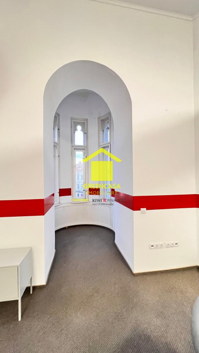 Spatiu birou, 230mp, Palatul Széki 