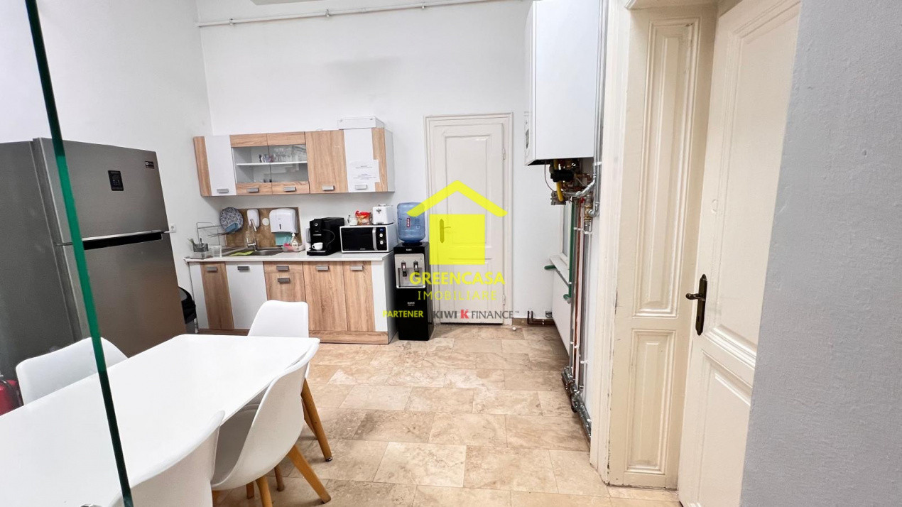 Spatiu birou, 230mp, Palatul Széki 