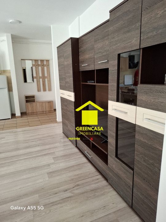 Apartament de inchiriat 2 camere, strada Teilor cu loc de parcare