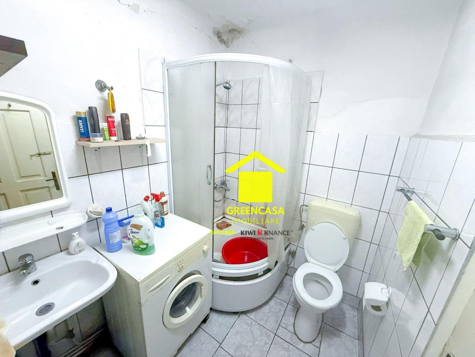 Casa 46,16 mp, pivnita 12mp, curte 70mp, zona centrala, Motilor, Cluj