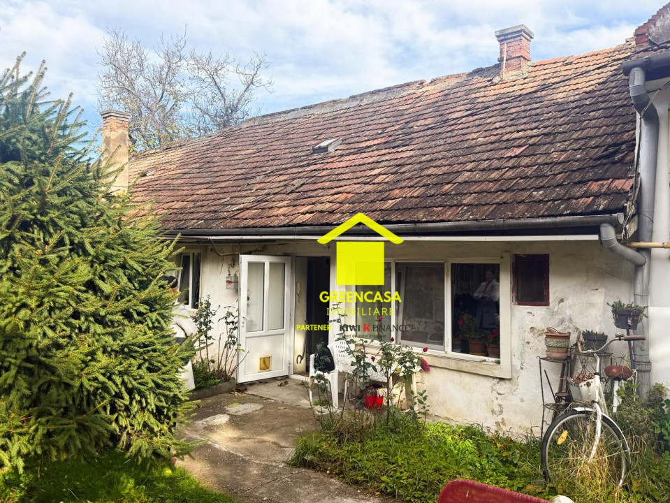 Casa 46,16 mp, pivnita 12mp, curte 70mp, zona centrala, Motilor, Cluj