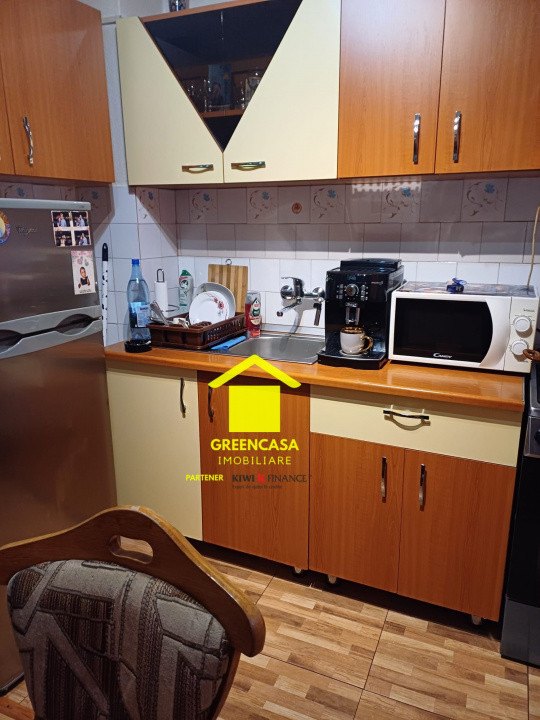 Apartament 2 camere ,suprafata 52mp , zona foarte buna .