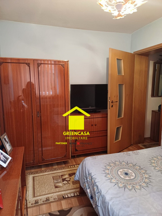 Apartament 2 camere ,suprafata 52mp , zona foarte buna .