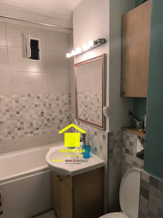 Apartament 3 camere , 51mp zona Manastur 