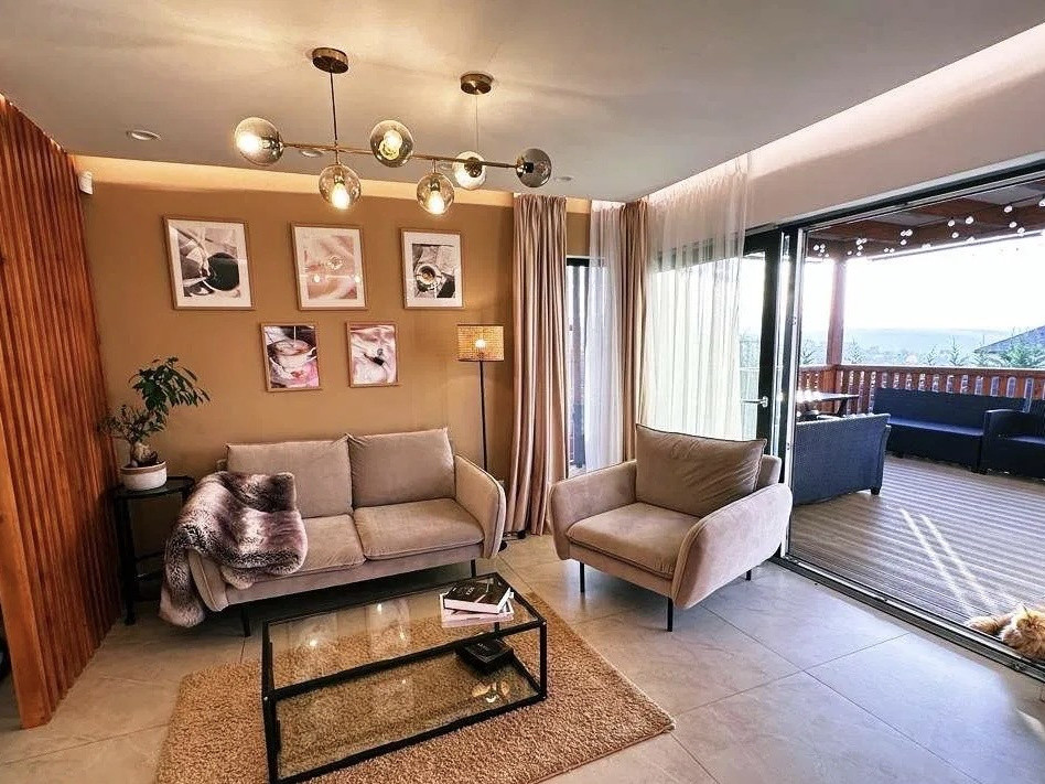 Casă individuală modernă în Dezmir – confort, eficiență și liniște 