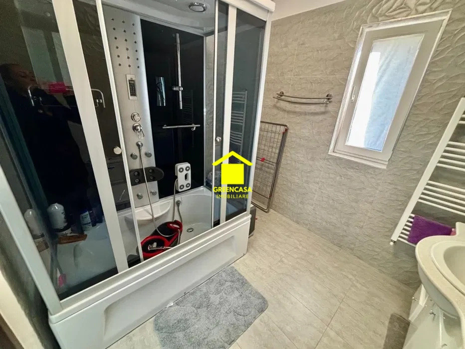 Apartament 3 camere, 68mp, zona Centrala, Floresti