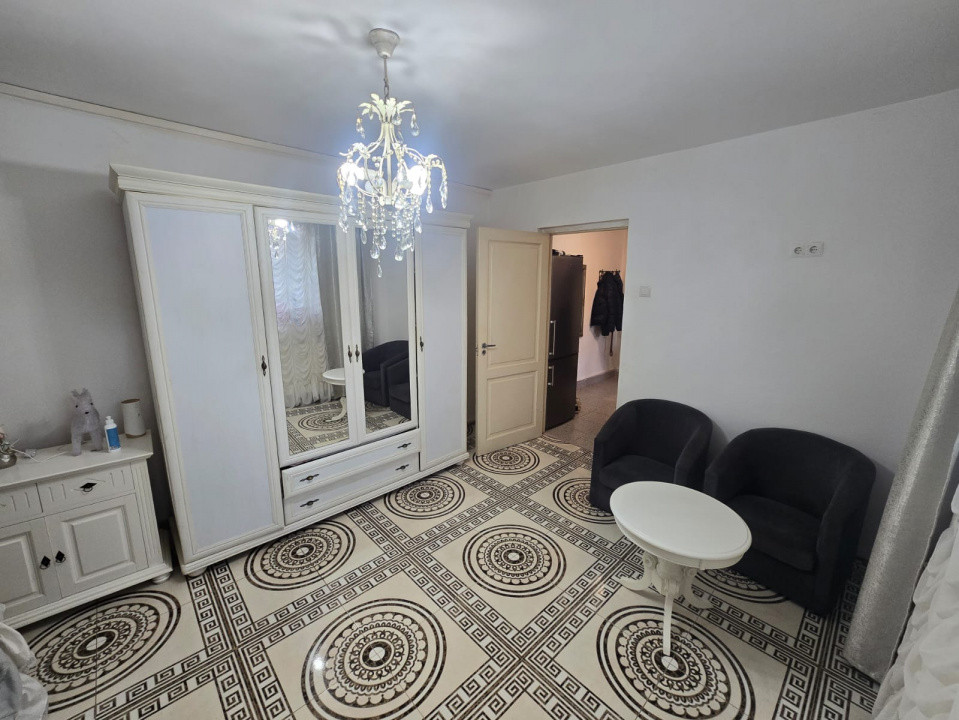 Apartament 3 camere , suprafata 65 mp , zona Gheorgheni 