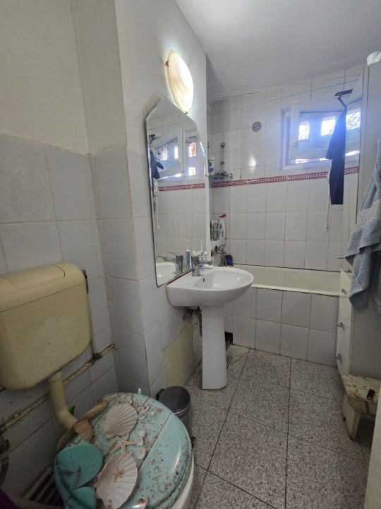 Apartament 3 camere , suprafata 65 mp , zona Gheorgheni 