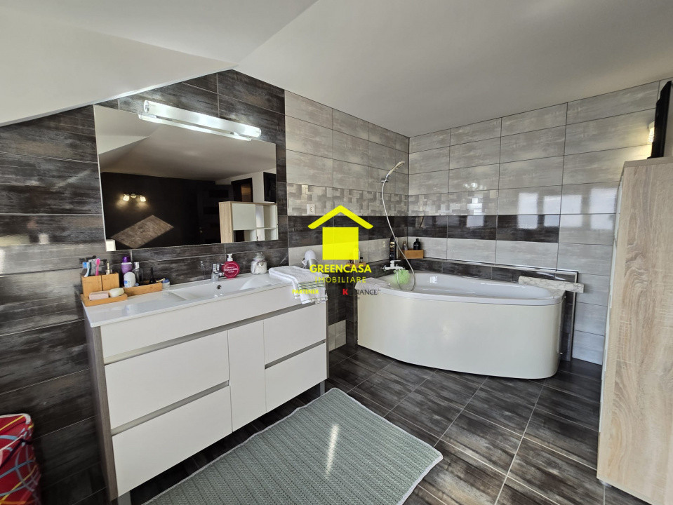 Casa individuala, 234mp utili, 500mp teren liber, zona Borhanci