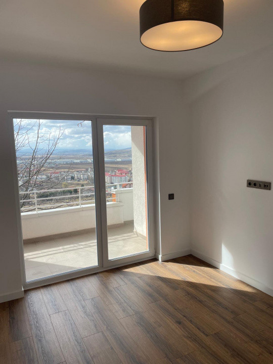 Casă unifamilială P+E nouă, finisată – Apahida, cartier Omnia