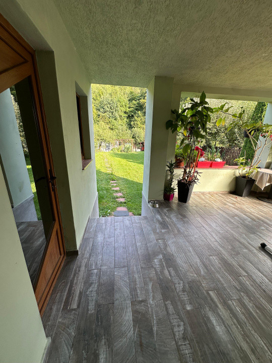 Casă individuală modernă, 200 mp utili, teren 655 mp, Tauto, Floresti